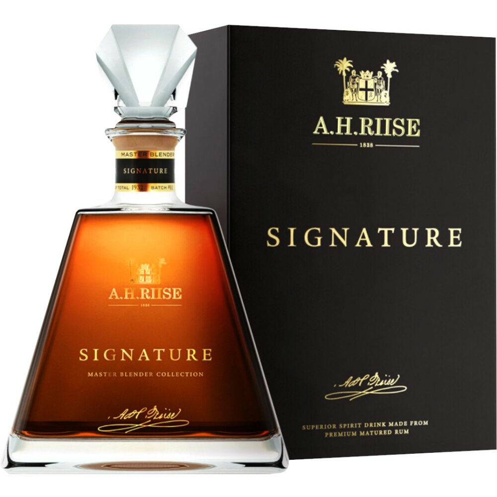 A.H. Riise Signature Master Blender 43.9% 0.7L GB